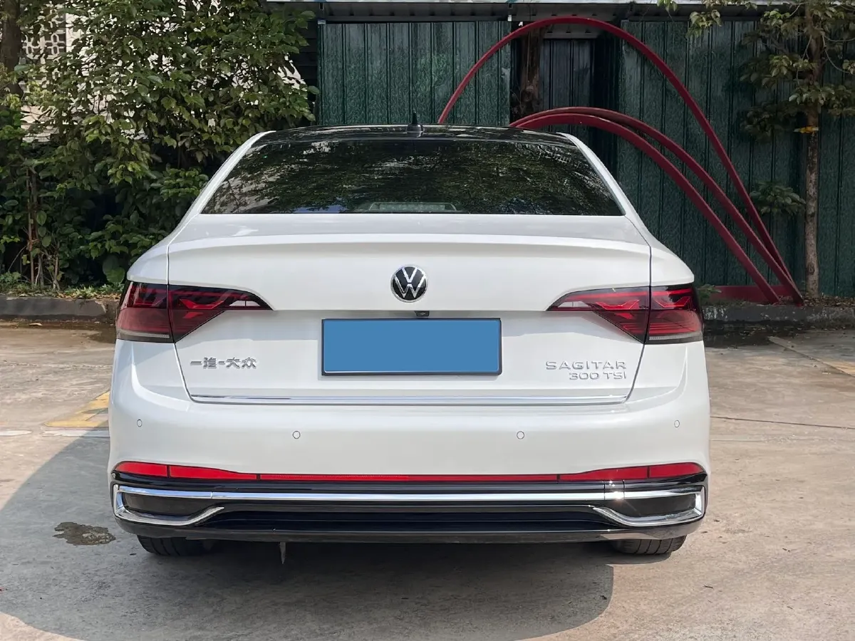 2023 Volkswagen Sagitar 1.5T 160HP L4 7DCT,autocango,china used car exporter,china ev exporter,chinese used car exporter,chinese used ev exporter