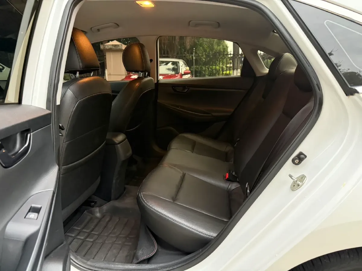 2020 Hyundai Celesta 1.6L 123HP L4 6AT,autocango,china used car exporter,china ev exporter,chinese used car exporter,chinese used ev exporter