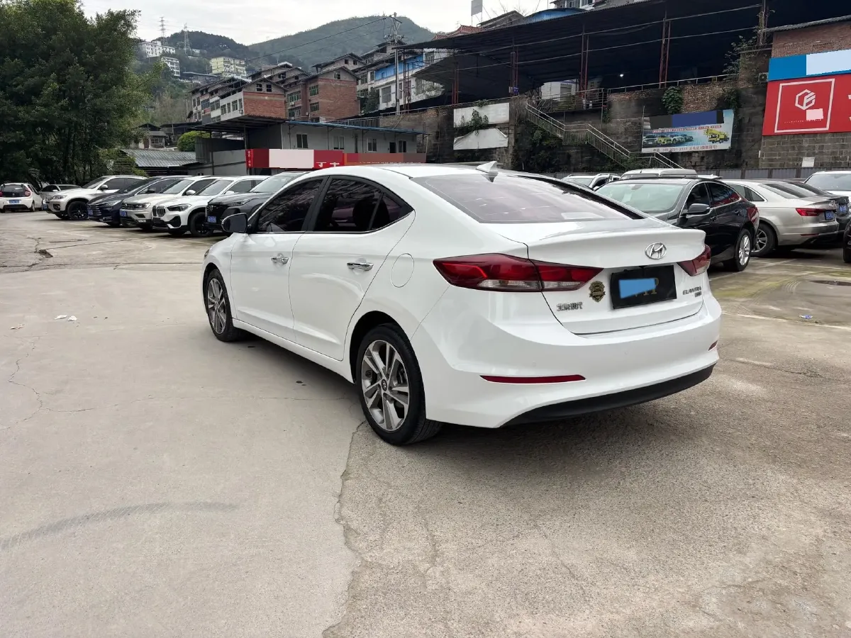 2018 Hyundai Elantra 1.6L 130HP L4 6AT,autocango,china used car exporter,china ev exporter,chinese used car exporter,chinese used ev exporter