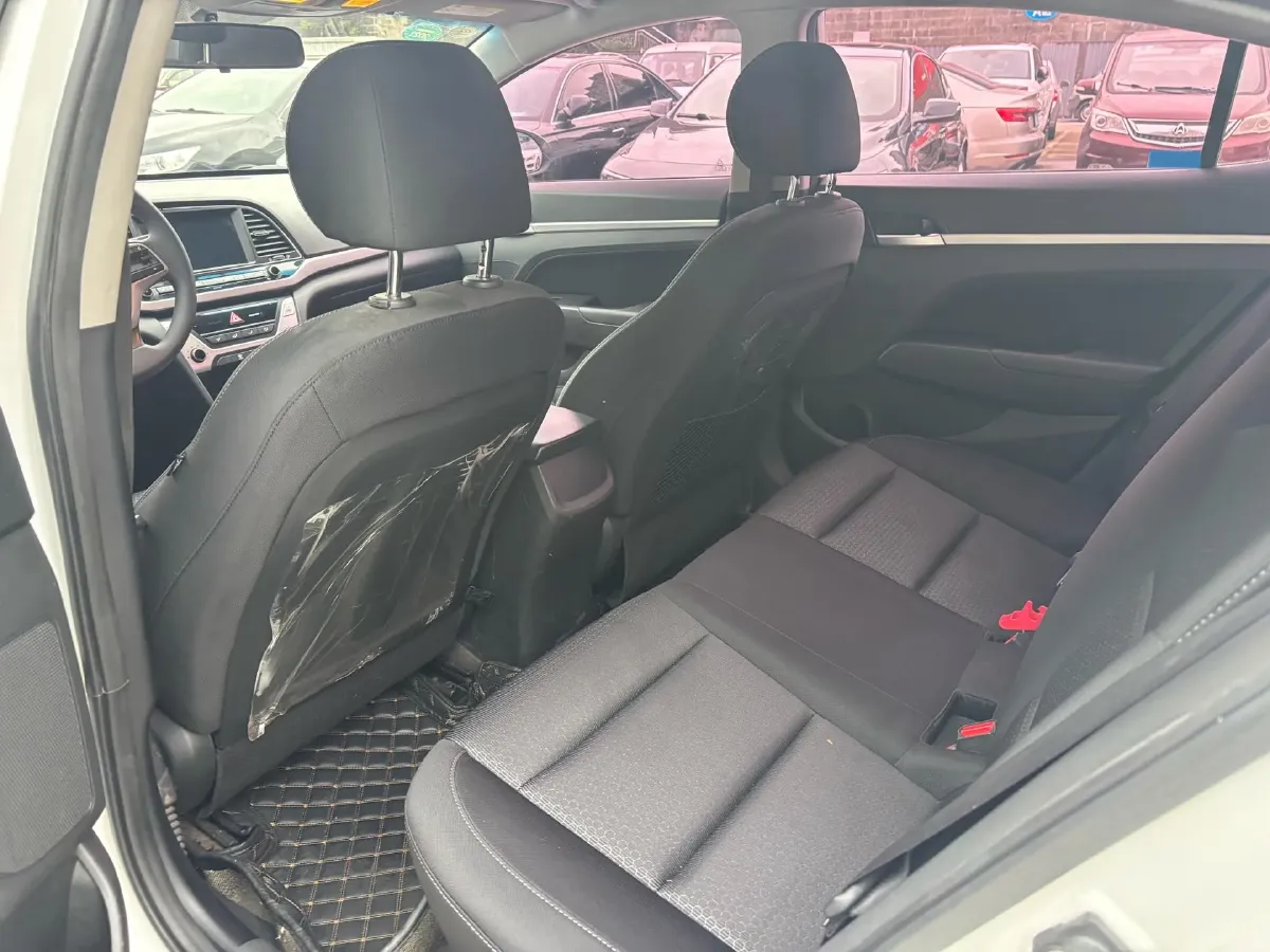 2018 Hyundai Elantra 1.6L 130HP L4 6AT,autocango,china used car exporter,china ev exporter,chinese used car exporter,chinese used ev exporter