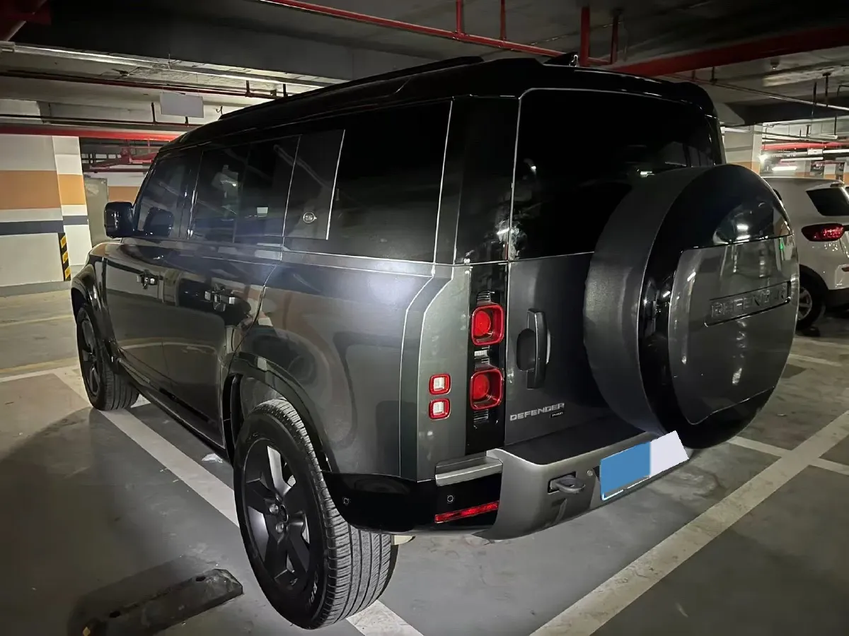 2023 Land Rover Defender 3.0T 400HP L6 8AT,autocango,china used car exporter,china ev exporter,chinese used car exporter,chinese used ev exporter