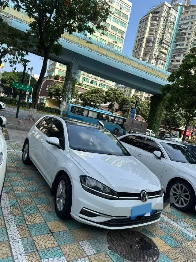 2018 Volkswagen Golf 1.6L 110HP L4 6AT,autocango,china used car exporter,china ev exporter,chinese used car exporter,chinese used ev exporter
