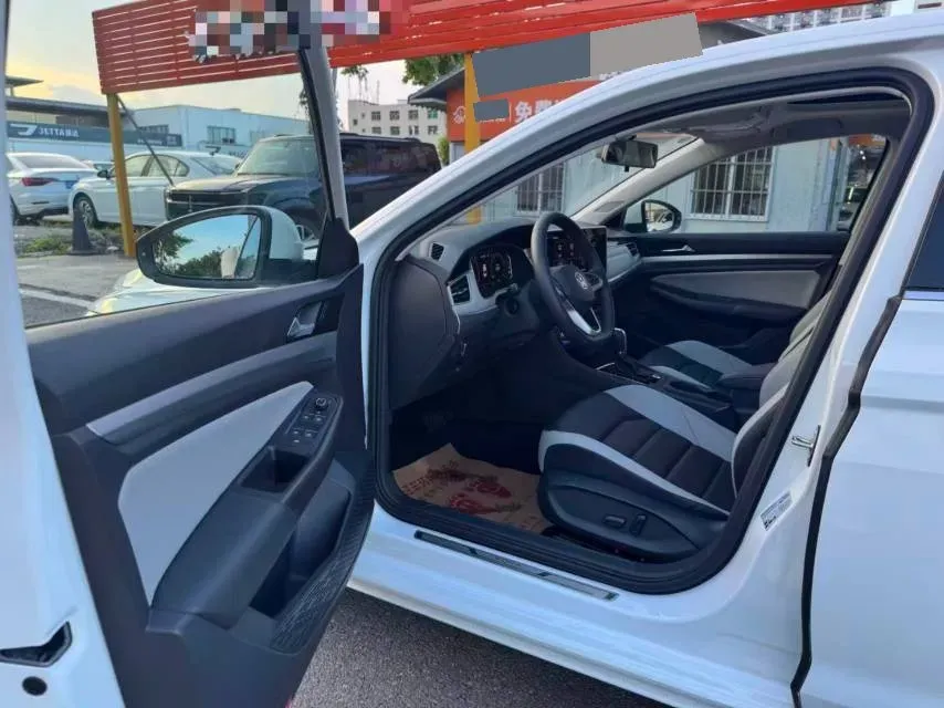 2023 Volkswagen Bora 1.5T 160HP L4 7DCT,autocango,china used car exporter,china ev exporter,chinese used car exporter,chinese used ev exporter