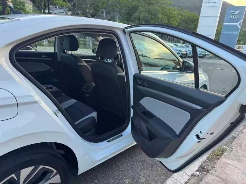 2023 Volkswagen Bora 1.5T 160HP L4 7DCT,autocango,china used car exporter,china ev exporter,chinese used car exporter,chinese used ev exporter