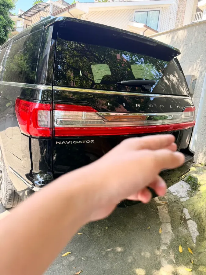 2018 Lincoln Navigator 3.5T 415HP V6 10AT,autocango,china used car exporter,china ev exporter,chinese used car exporter,chinese used ev exporter