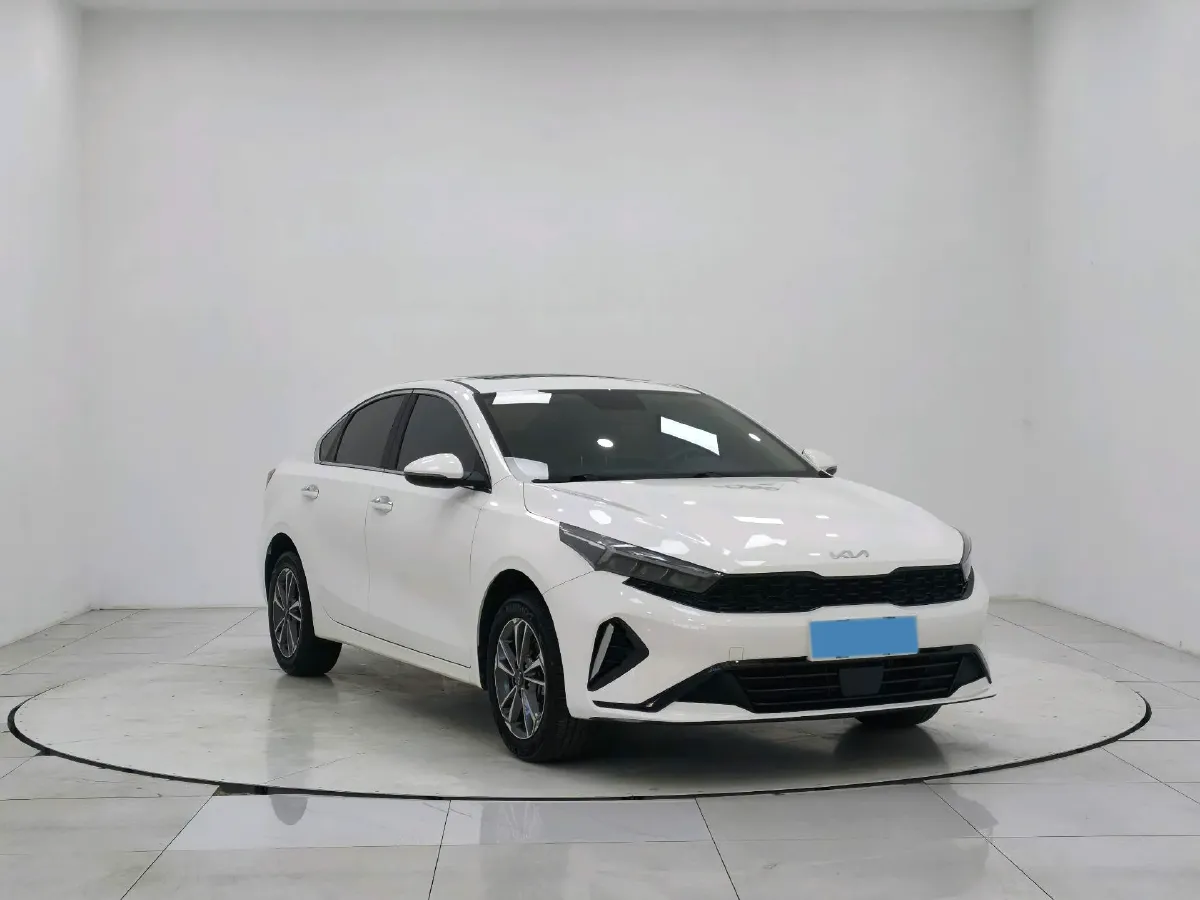 2023 Kia K3 1.4T 140HP L4 7DCT,autocango,china used car exporter,china ev exporter,chinese used car exporter,chinese used ev exporter