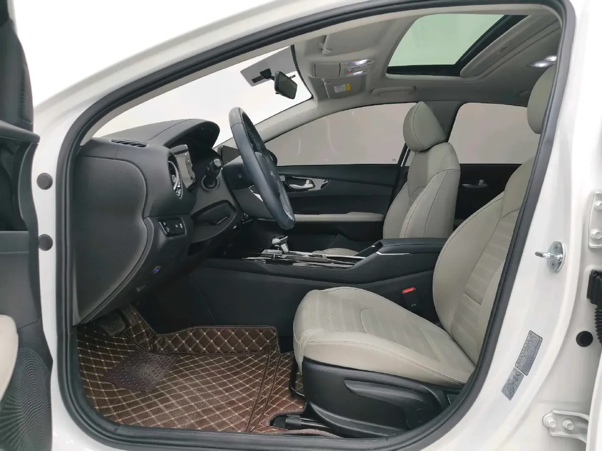 2023 Kia K3 1.4T 140HP L4 7DCT,autocango,china used car exporter,china ev exporter,chinese used car exporter,chinese used ev exporter