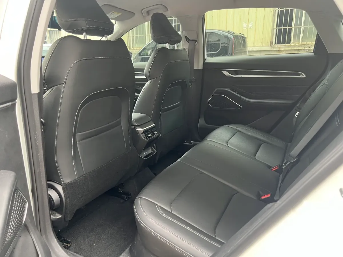 2023 Geely Emgrand 1.5L 127HP L4 CVT,autocango,china used car exporter,china ev exporter,chinese used car exporter,chinese used ev exporter