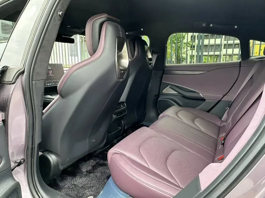 2024 MI SU7 BEV 101KWH,autocango,china used car exporter,china ev exporter,chinese used car exporter,chinese used ev exporter