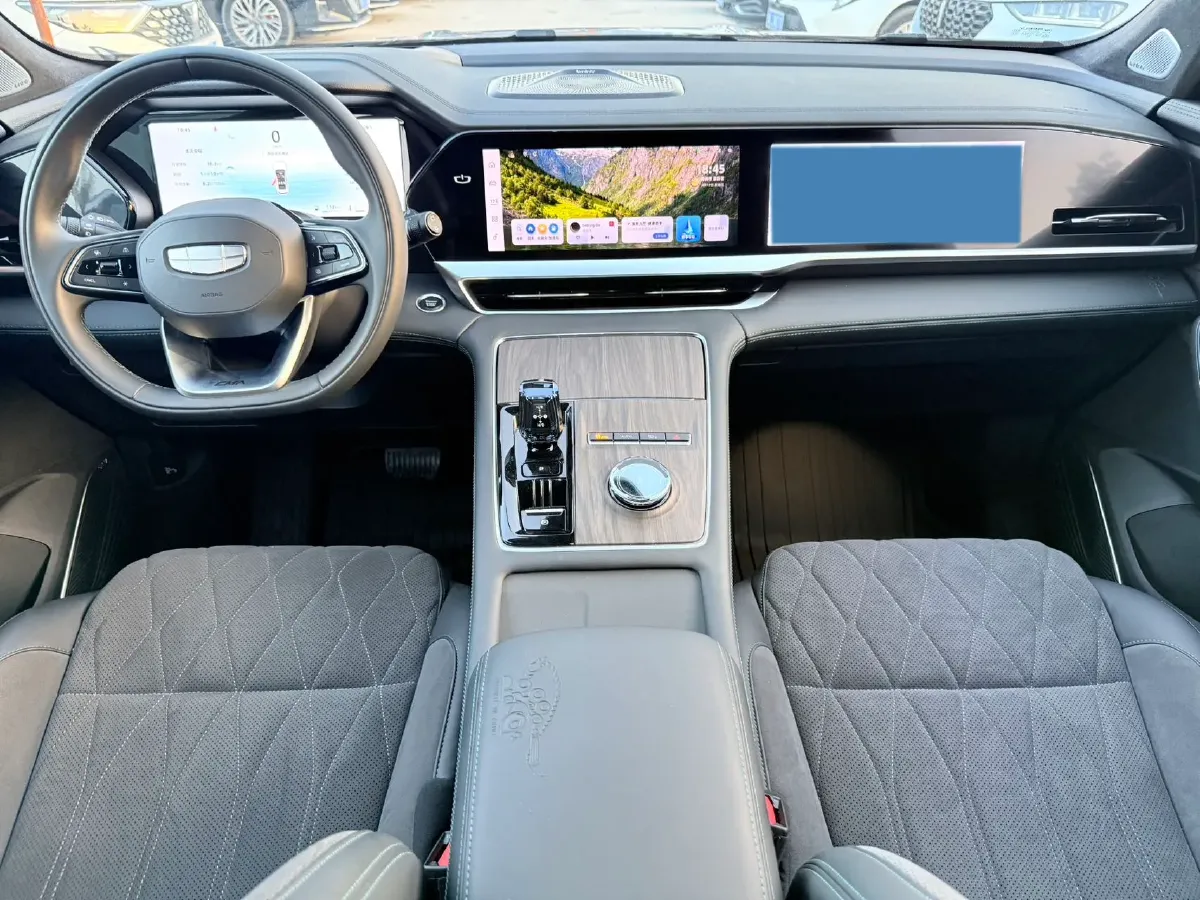 2025 Geely Monjaro 2.0T 238HP L4 8AT,autocango,china used car exporter,china ev exporter,chinese used car exporter,chinese used ev exporter