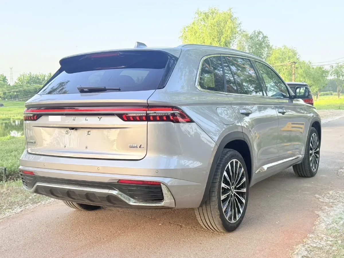 2025 Geely Monjaro 2.0T 238HP L4 8AT,autocango,china used car exporter,china ev exporter,chinese used car exporter,chinese used ev exporter