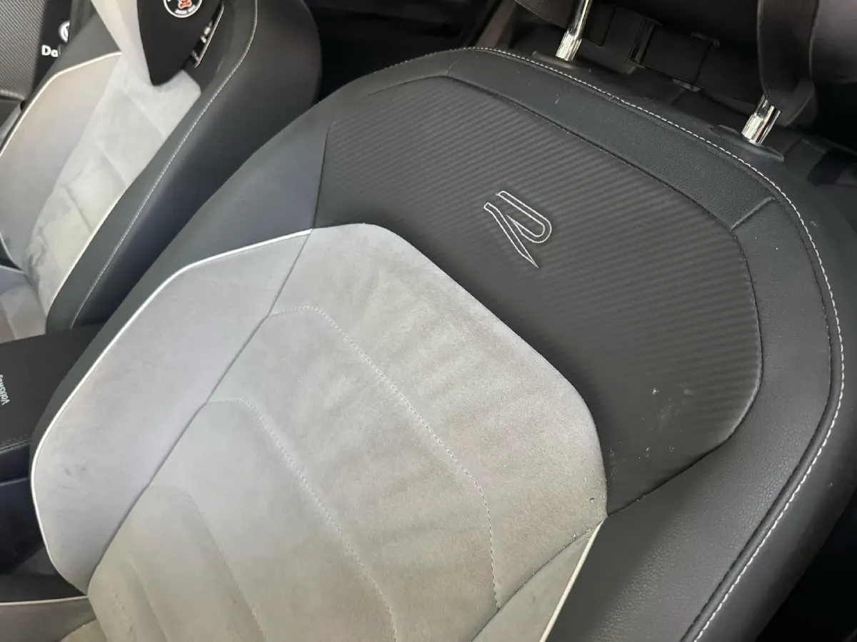 2021 Volkswagen Tayron 2.0T 220HP L4 7DCT,autocango,china used car exporter,china ev exporter,chinese used car exporter,chinese used ev exporter