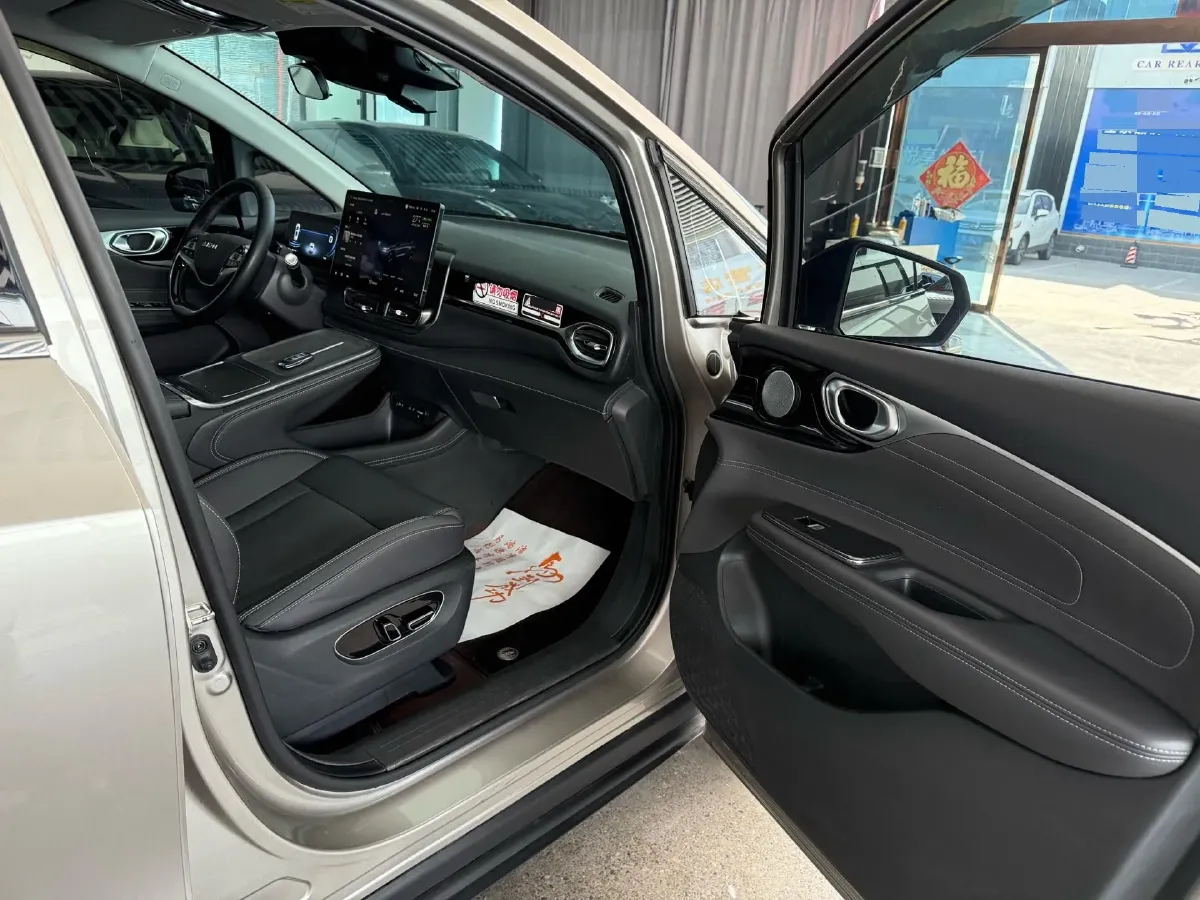 2024 BeiJing Auto EU5 Plus BEV 60.7KWH,autocango,china used car exporter,china ev exporter,chinese used car exporter,chinese used ev exporter