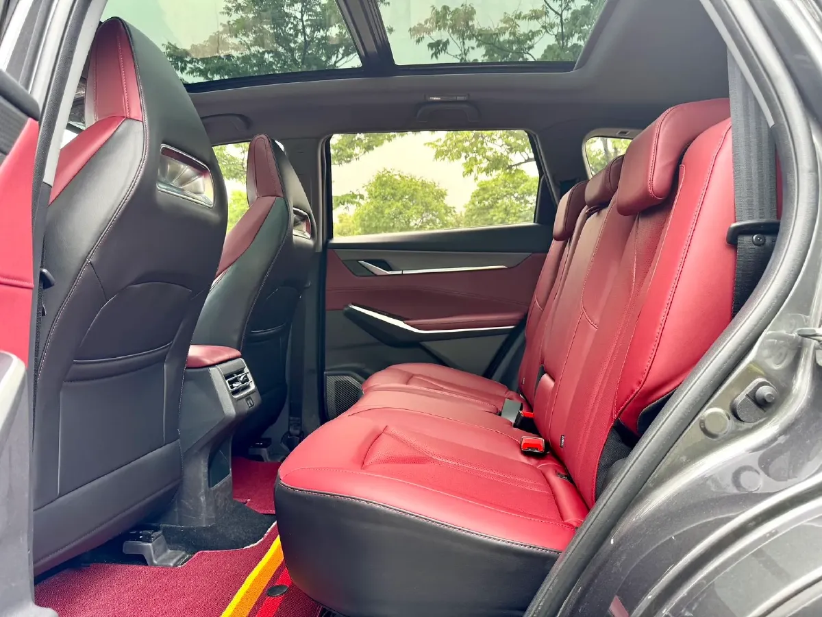 2022 ChangAn CS75 Plus 1.5T 178HP L4 6AT,autocango,china used car exporter,china ev exporter,chinese used car exporter,chinese used ev exporter