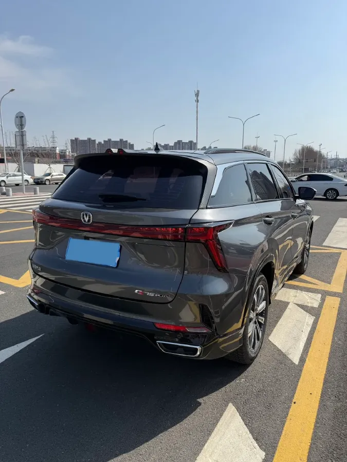 2023 ChangAn CS75 Plus 1.5T 188HP L4 8AT,autocango,china used car exporter,china ev exporter,chinese used car exporter,chinese used ev exporter