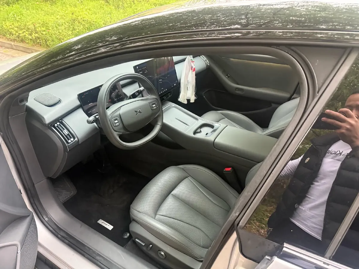 2024 Xpeng P7+ BEV 60.7KWH,autocango,china used car exporter,china ev exporter,chinese used car exporter,chinese used ev exporter