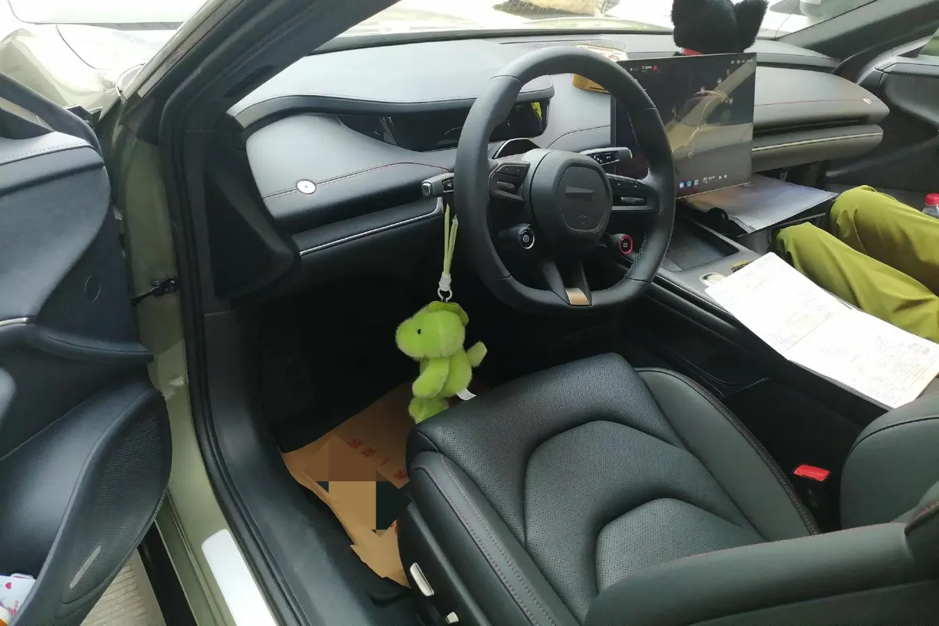 2024 MI SU7 BEV 73.6KWH,autocango,china used car exporter,china ev exporter,chinese used car exporter,chinese used ev exporter