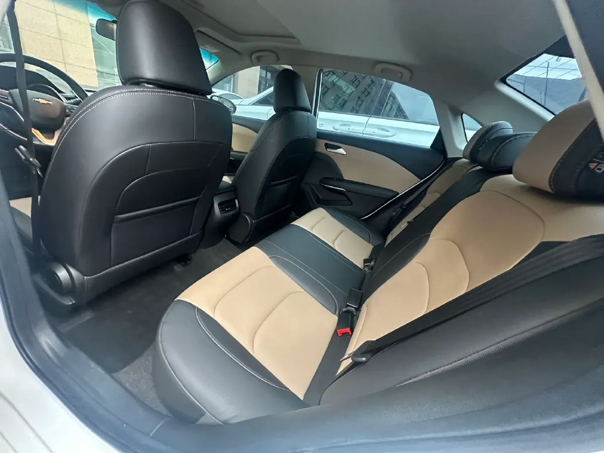 2021 Chevrolet Monza 1.5L 113HP L4 6AT,autocango,china used car exporter,china ev exporter,chinese used car exporter,chinese used ev exporter