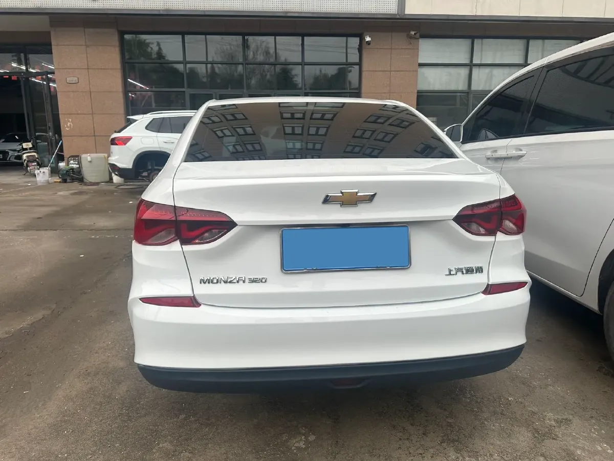 2021 Chevrolet Monza 1.5L 113HP L4 6AT,autocango,china used car exporter,china ev exporter,chinese used car exporter,chinese used ev exporter