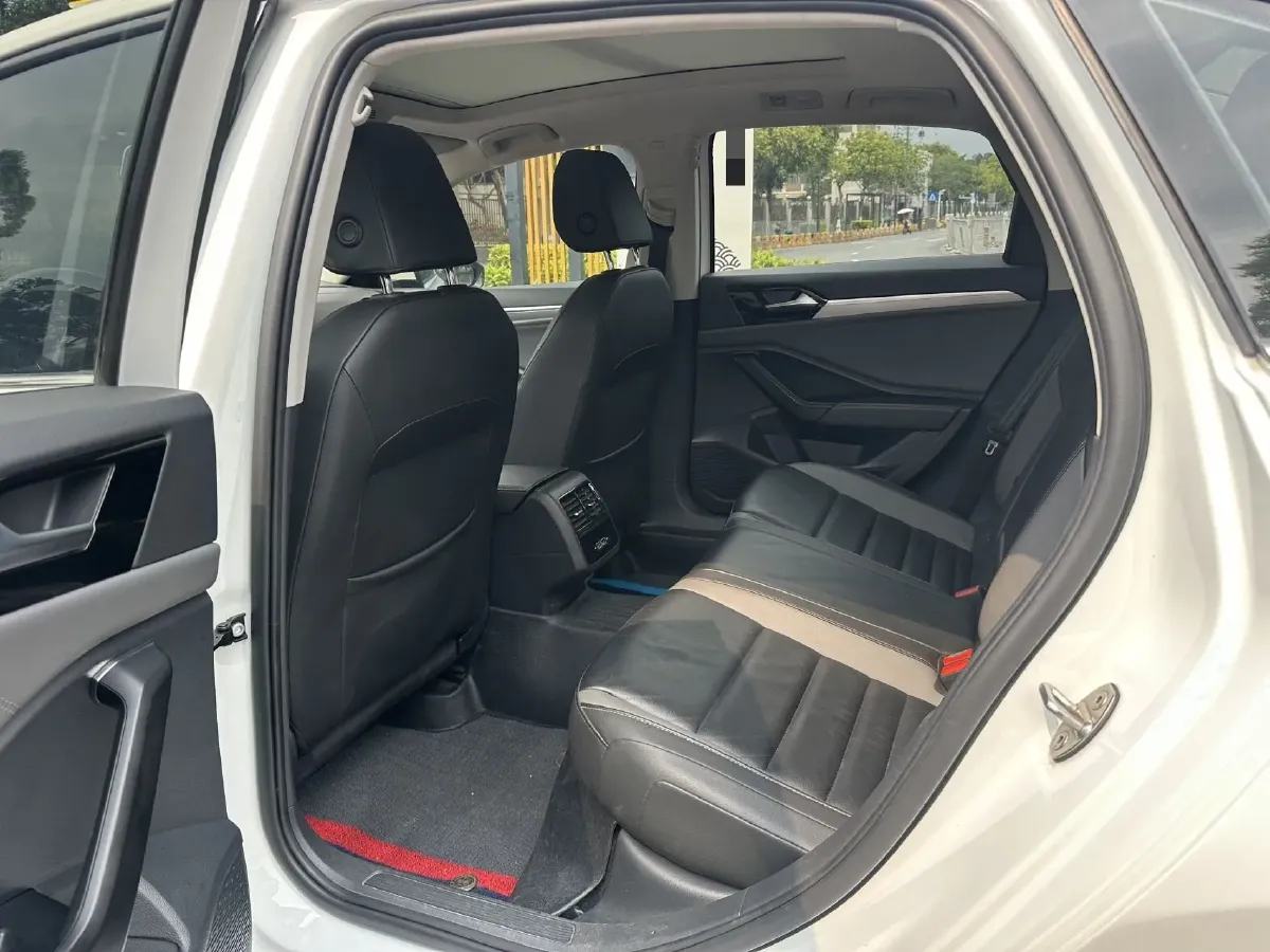 2020 Volkswagen Sagitar 1.4T 150HP L4 7DCT,autocango,china used car exporter,china ev exporter,chinese used car exporter,chinese used ev exporter