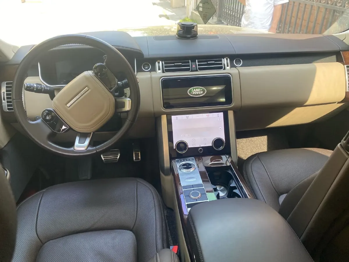 2021 Land Rover Range Rover 3.0T 400HP L6 8AT,autocango,china used car exporter,china ev exporter,chinese used car exporter,chinese used ev exporter