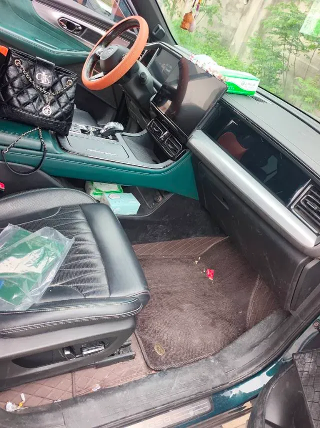 2022 GAC Trumpchi GS8 2.0T 190HP L4 E-CVT Hybrid,autocango,china used car exporter,china ev exporter,chinese used car exporter,chinese used ev exporter