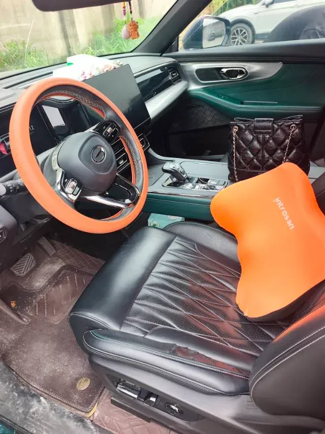 2022 GAC Trumpchi GS8 2.0T 190HP L4 E-CVT Hybrid,autocango,china used car exporter,china ev exporter,chinese used car exporter,chinese used ev exporter