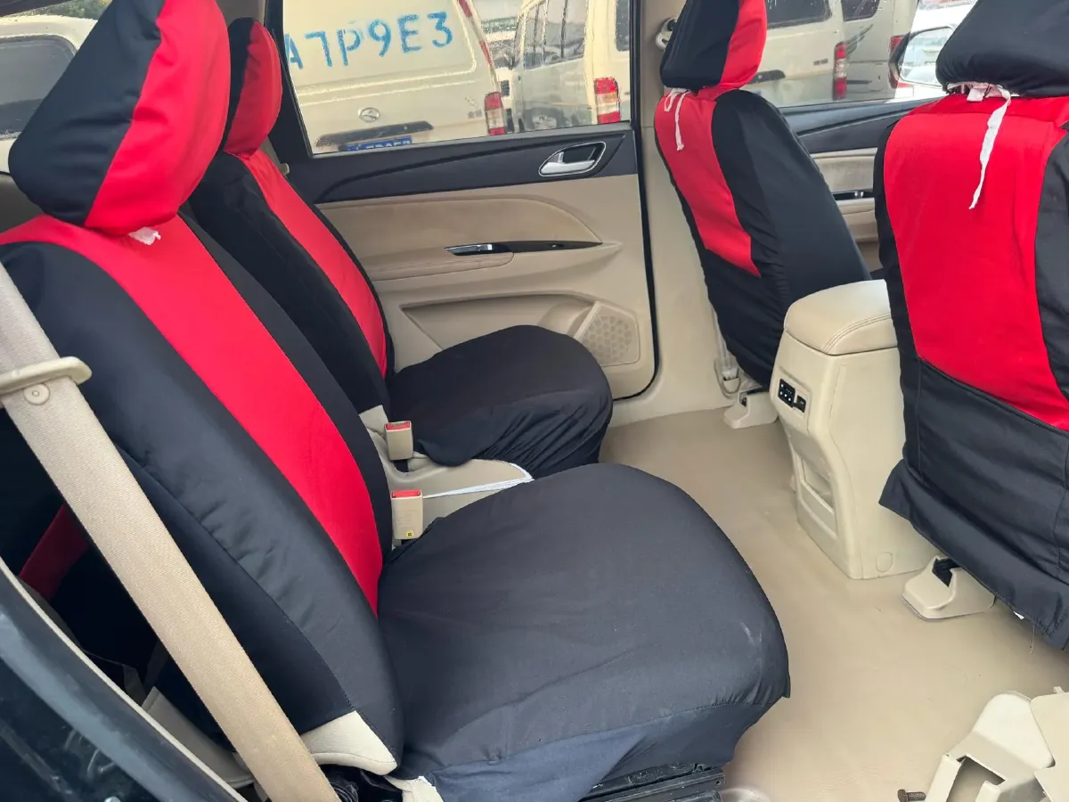 2016 BaoJun 730 1.5L 112HP L4 5MT,autocango,china used car exporter,china ev exporter,chinese used car exporter,chinese used ev exporter