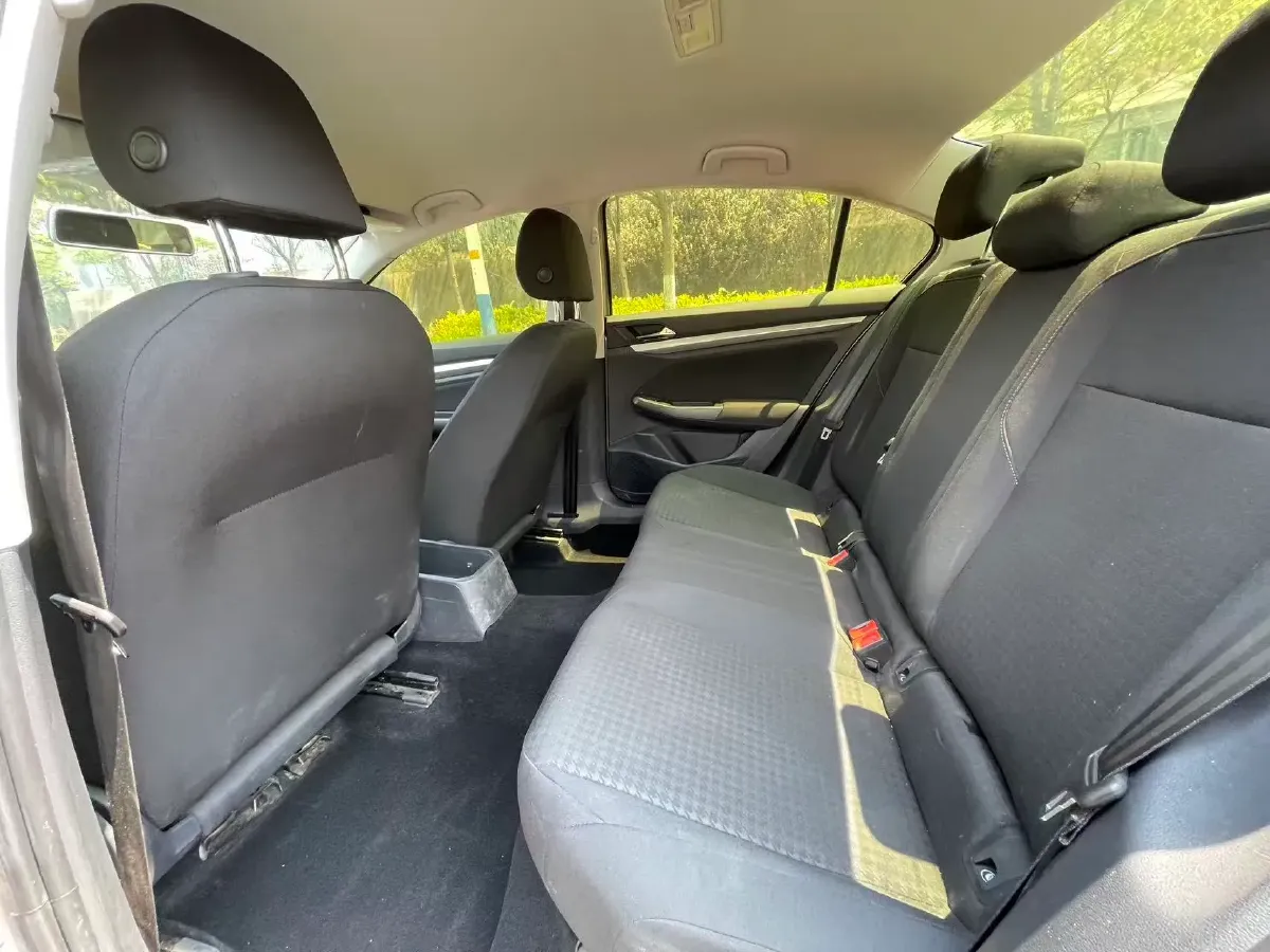 2019 MAXUS XinTu V80 2.5T 136HP L4 6MT,autocango,china used car exporter,china ev exporter,chinese used car exporter,chinese used ev exporter