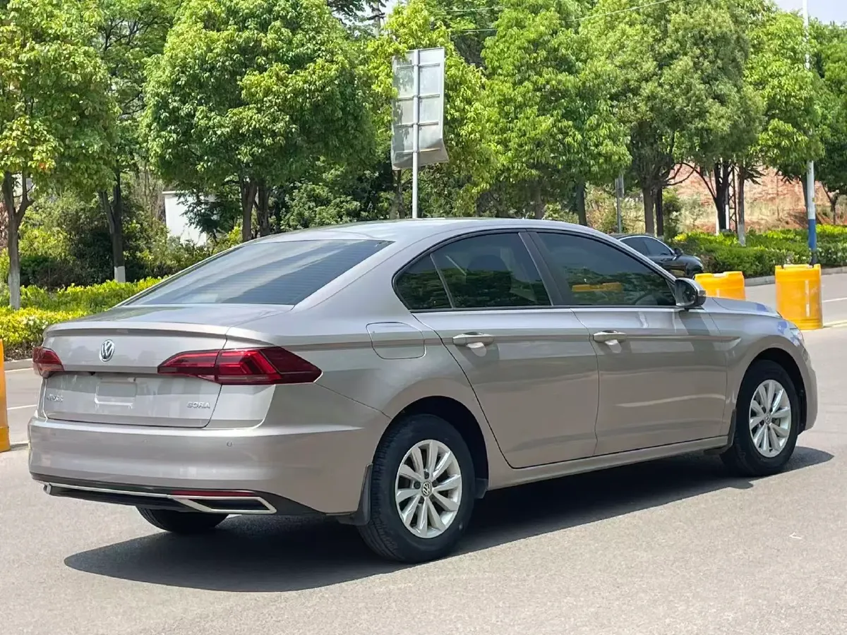 2019 MAXUS XinTu V80 2.5T 136HP L4 6MT,autocango,china used car exporter,china ev exporter,chinese used car exporter,chinese used ev exporter