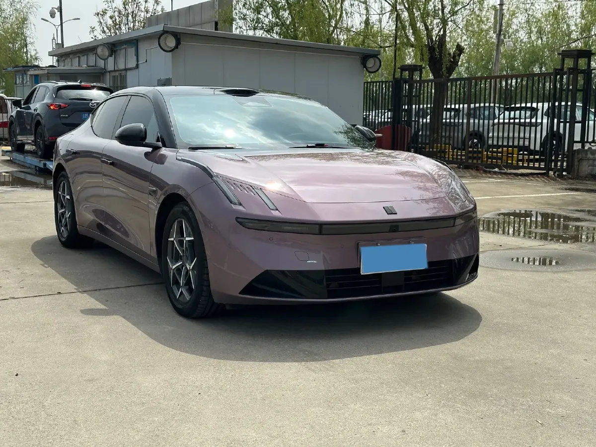 2025 LYNK&CO 10 EM-P 1.5T 163HP L4 3DHT PHEV,autocango,china used car exporter,china ev exporter,chinese used car exporter,chinese used ev exporter