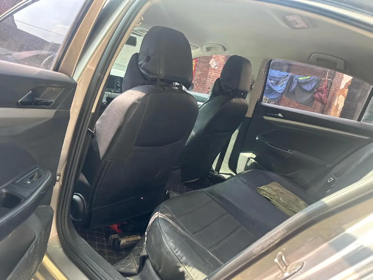 2019 Bestune T77 1.2T 143HP L4 7DCT,autocango,china used car exporter,china ev exporter,chinese used car exporter,chinese used ev exporter