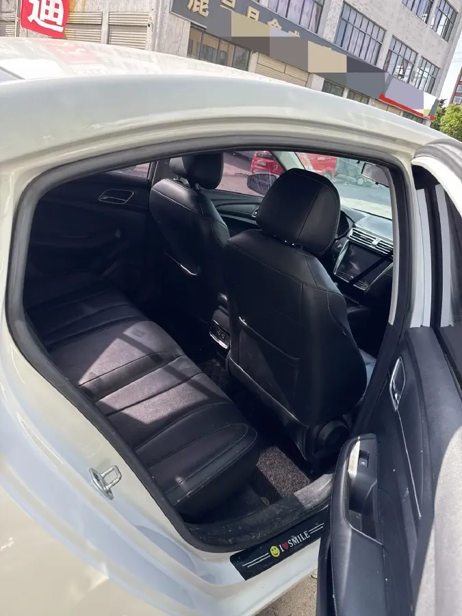 2019 Roewe i5 1.5L 120HP L4 CVT,autocango,china used car exporter,china ev exporter,chinese used car exporter,chinese used ev exporter