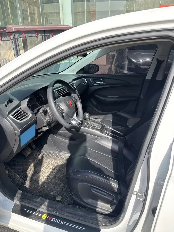 2019 Roewe i5 1.5L 120HP L4 CVT,autocango,china used car exporter,china ev exporter,chinese used car exporter,chinese used ev exporter