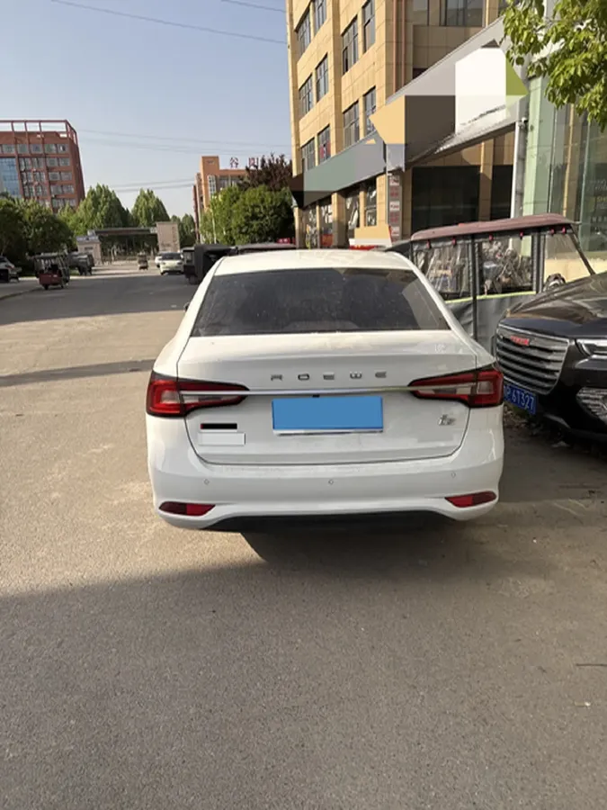 2019 Roewe i5 1.5L 120HP L4 CVT,autocango,china used car exporter,china ev exporter,chinese used car exporter,chinese used ev exporter