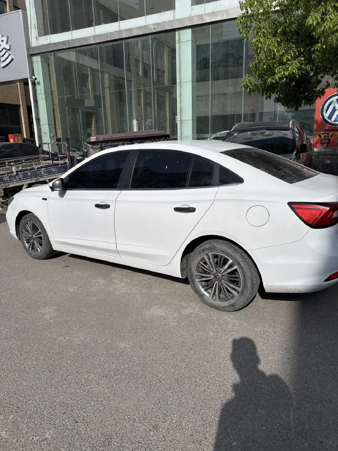 2019 Roewe i5 1.5L 120HP L4 CVT,autocango,china used car exporter,china ev exporter,chinese used car exporter,chinese used ev exporter