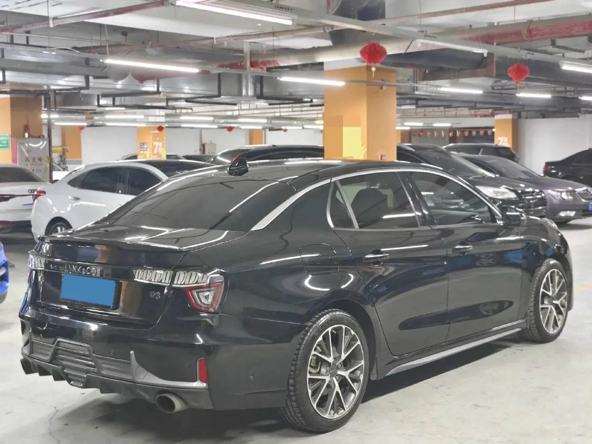 2018 Toyota C-HR 2.0L 171HP L4 CVT,autocango,china used car exporter,china ev exporter,chinese used car exporter,chinese used ev exporter