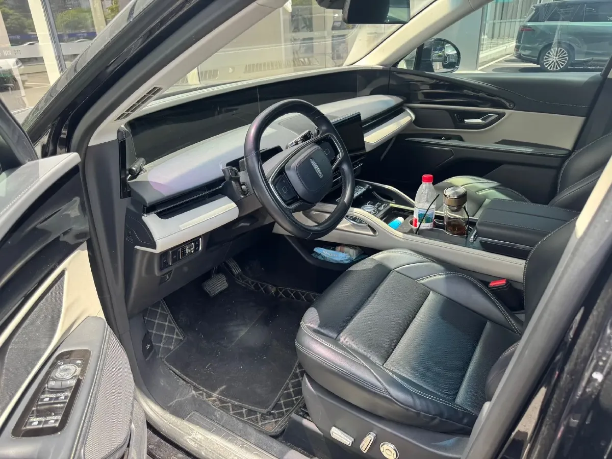 2023 Lincoln Nautilus 2.0T 261HP L4 8AT,autocango,china used car exporter,china ev exporter,chinese used car exporter,chinese used ev exporter