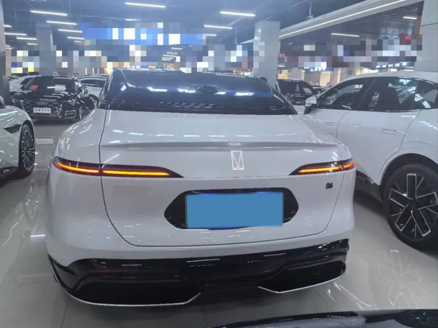 2025 Avatr 06 BEV,autocango,china used car exporter,china ev exporter,chinese used car exporter,chinese used ev exporter
