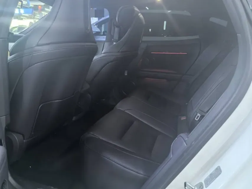 2025 Avatr 06 BEV,autocango,china used car exporter,china ev exporter,chinese used car exporter,chinese used ev exporter