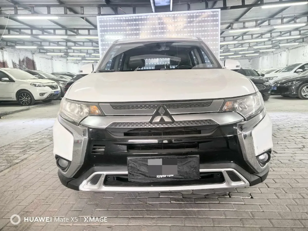 2019 Mitsubishi Outlander 2.0L 166HP L4 CVT,autocango,china used car exporter,china ev exporter,chinese used car exporter,chinese used ev exporter