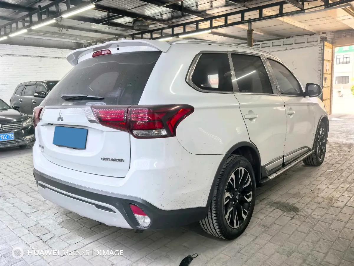 2019 Mitsubishi Outlander 2.0L 166HP L4 CVT,autocango,china used car exporter,china ev exporter,chinese used car exporter,chinese used ev exporter