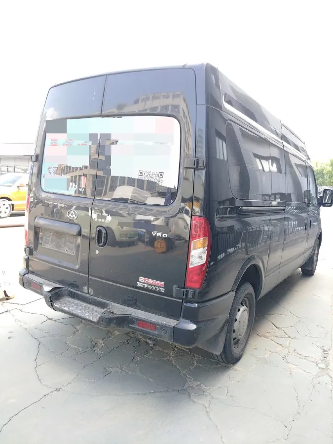 2019 MAXUS XinTu V80 2.5T 136HP L4 6MT,autocango,china used car exporter,china ev exporter,chinese used car exporter,chinese used ev exporter