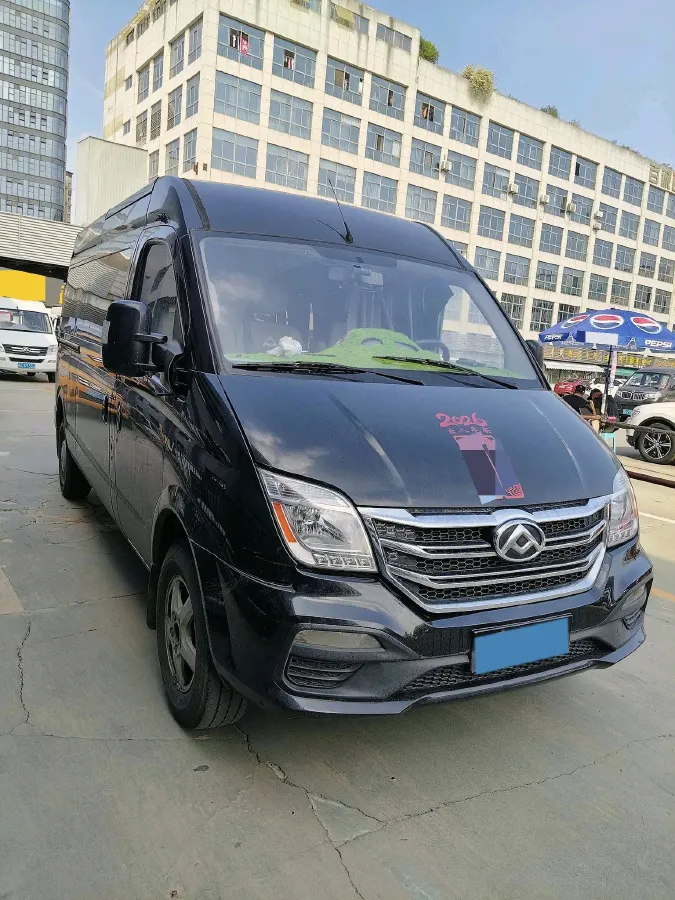 2019 MAXUS XinTu V80 2.5T 136HP L4 6MT,autocango,china used car exporter,china ev exporter,chinese used car exporter,chinese used ev exporter