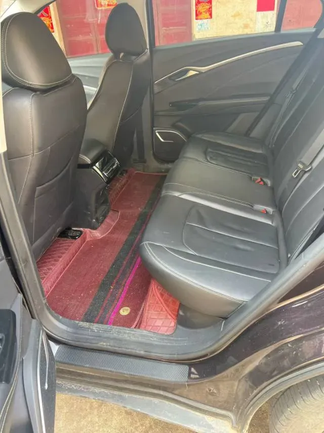 2022 Ford Focus 1.5T 177HP L4 6AT,autocango,china used car exporter,china ev exporter,chinese used car exporter,chinese used ev exporter