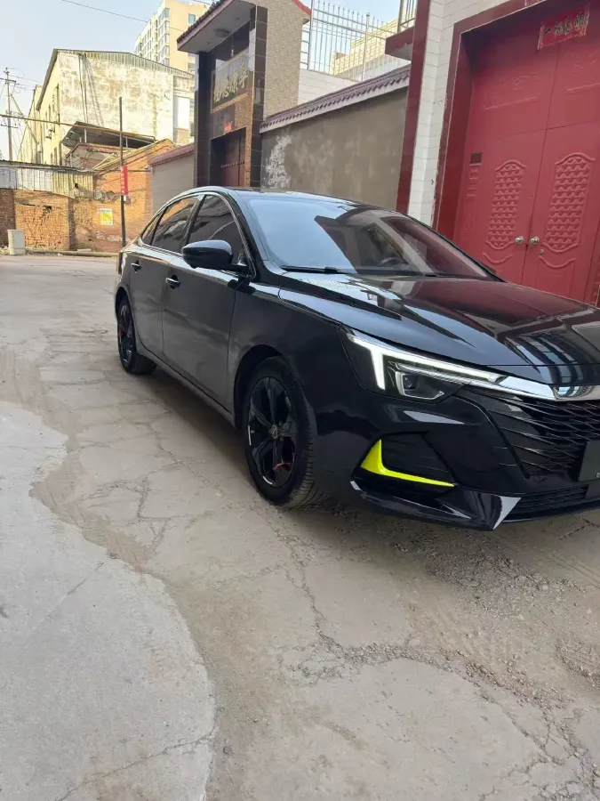 2020 Roewe i6 MAX 1.5T 173HP L4 7DCT,autocango,china used car exporter,china ev exporter,chinese used car exporter,chinese used ev exporter