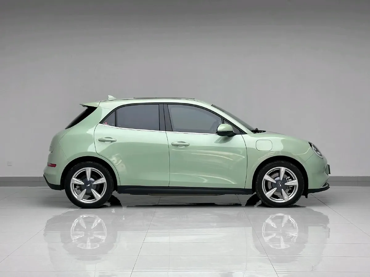 2022 ChangAn CS75 Plus 1.5T 178HP L4 6AT,autocango,china used car exporter,china ev exporter,chinese used car exporter,chinese used ev exporter