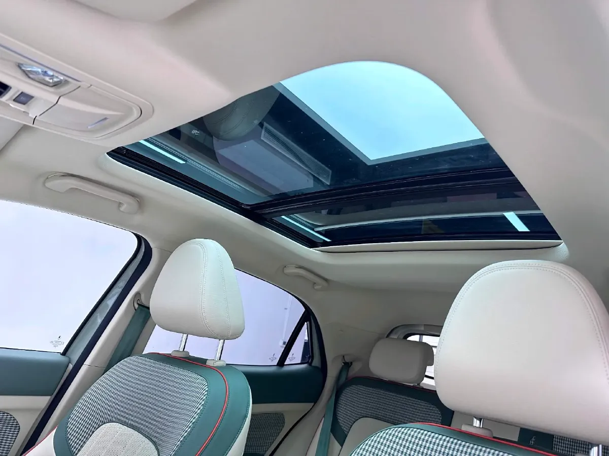 2022 ChangAn CS75 Plus 1.5T 178HP L4 6AT,autocango,china used car exporter,china ev exporter,chinese used car exporter,chinese used ev exporter