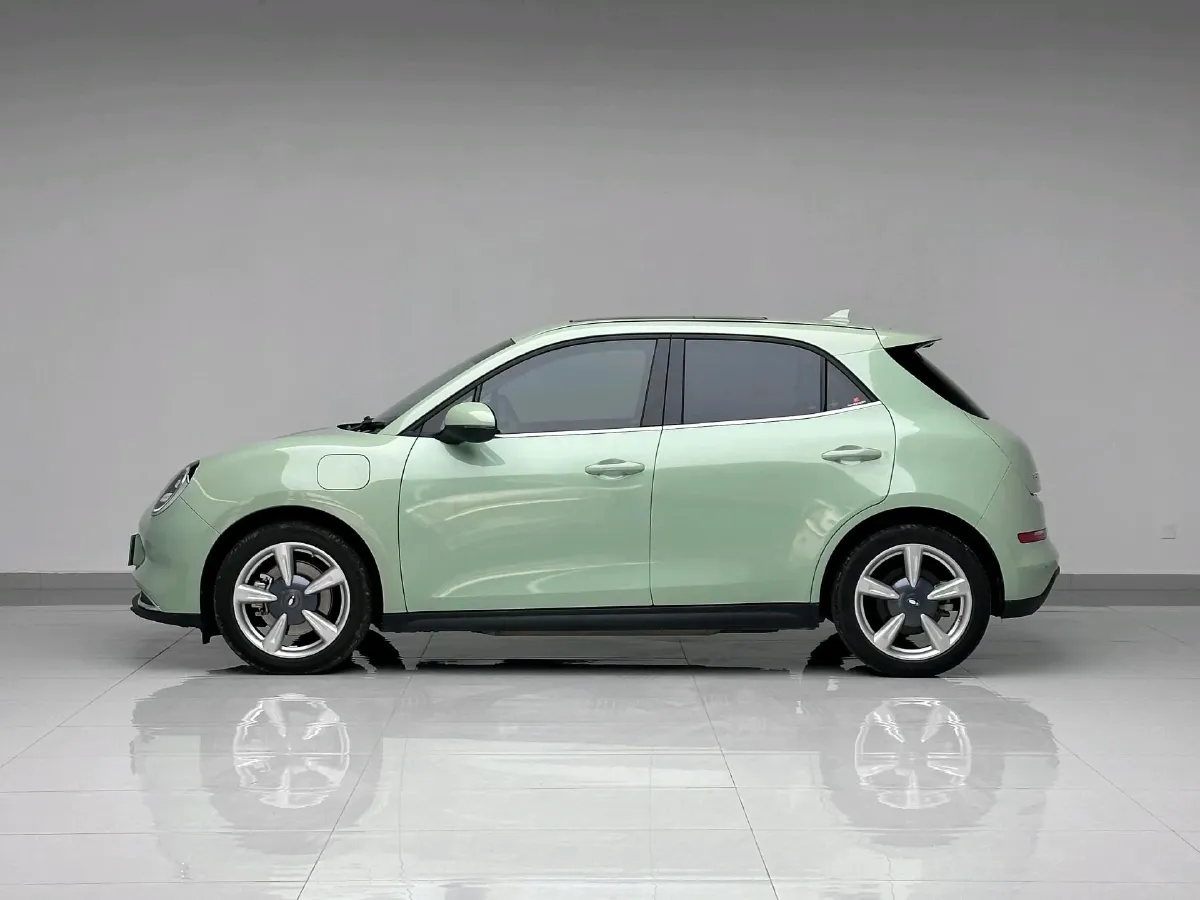 2022 ChangAn CS75 Plus 1.5T 178HP L4 6AT,autocango,china used car exporter,china ev exporter,chinese used car exporter,chinese used ev exporter