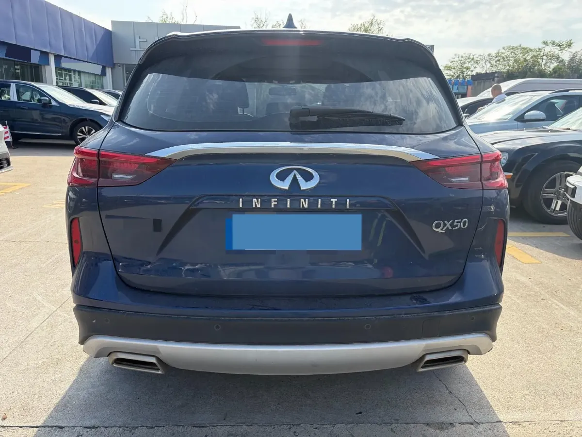 2020 Infiniti QX50 2.0T 245HP L4 CVT,autocango,china used car exporter,china ev exporter,chinese used car exporter,chinese used ev exporter